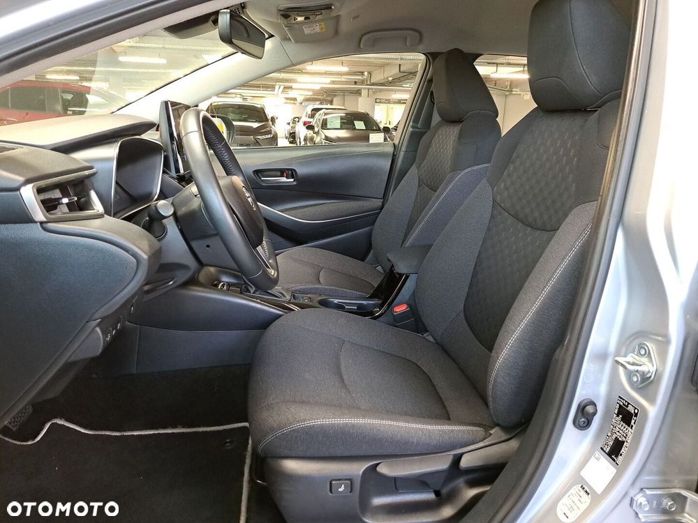 Toyota Corolla 1.8 Hybrid Comfort - 12