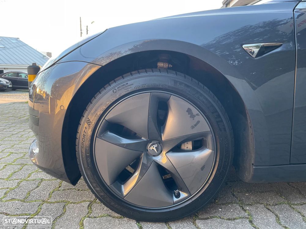 Tesla Model 3 RWD - 8