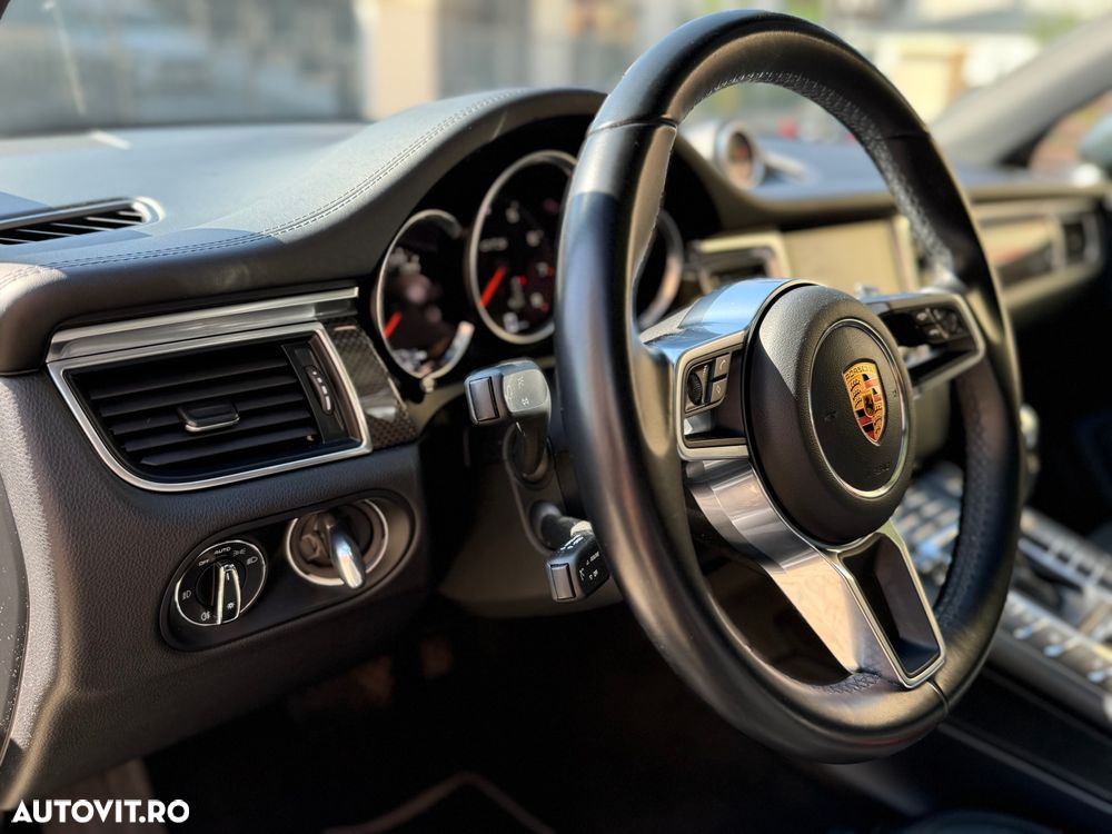 Porsche Macan GTS PDK - 15