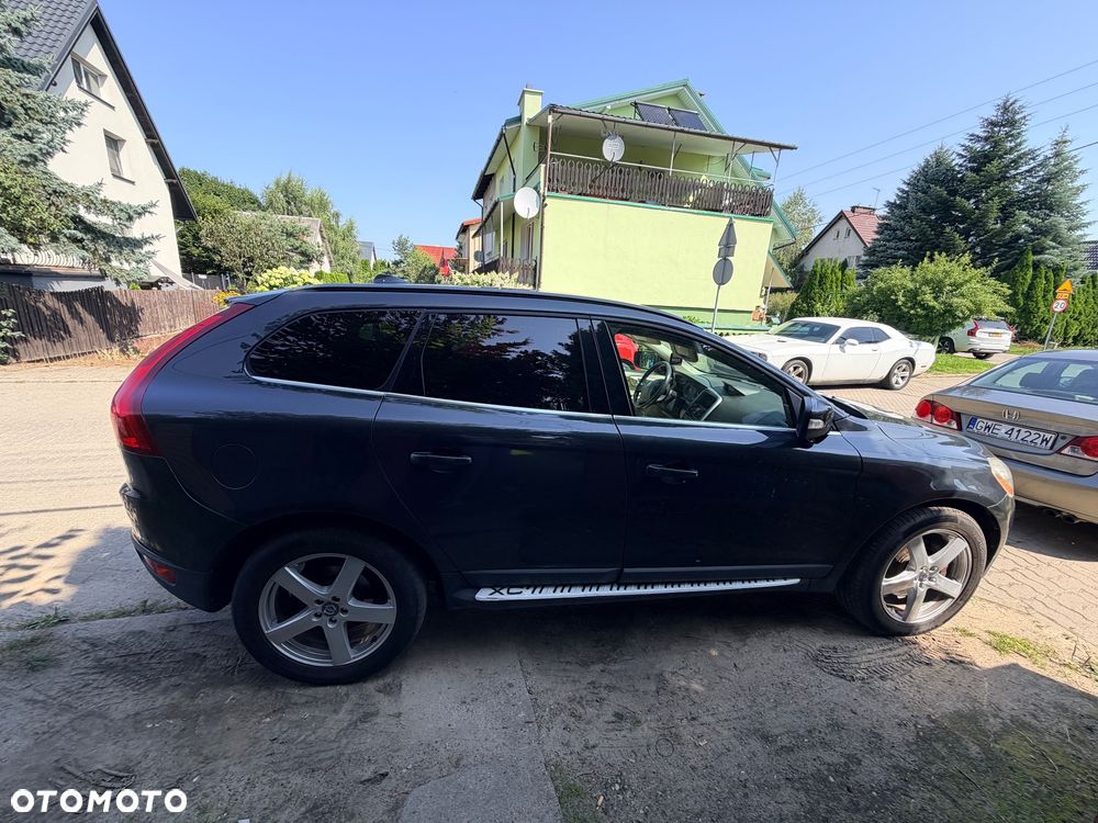 Volvo XC 60 T6 AWD Momentum - 9