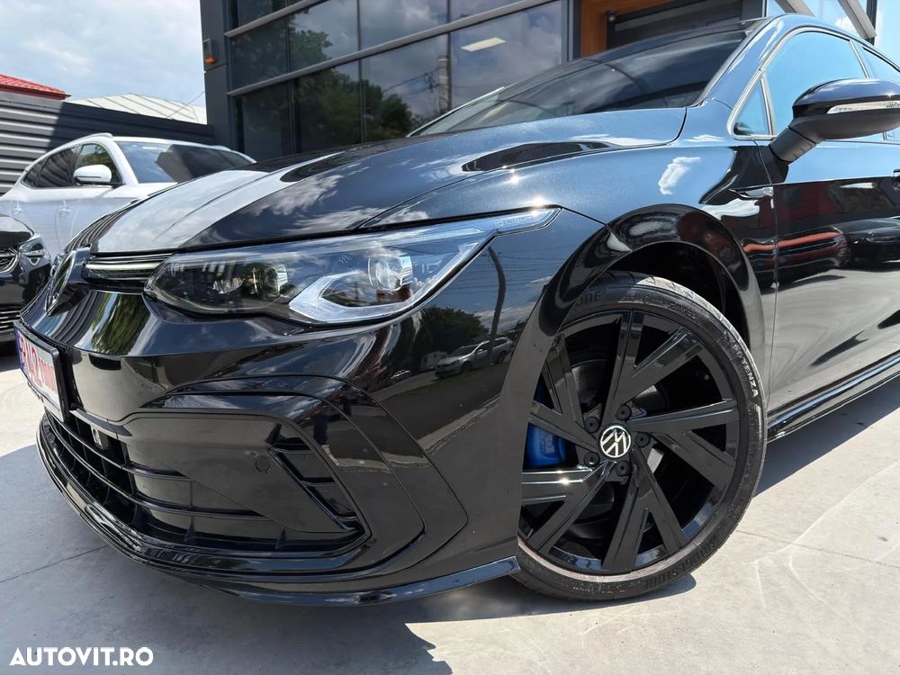 Volkswagen Golf 1.5 eTSI OPF DSG R-Line - 11