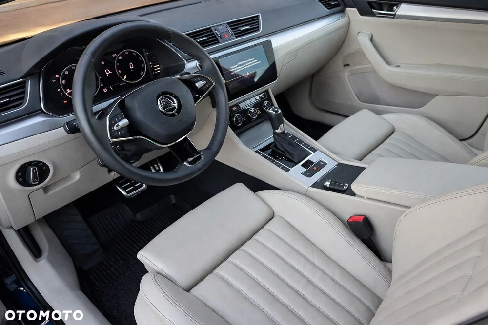 Skoda Superb 2.0 TDI SCR 4x4 L&K DSG - 2