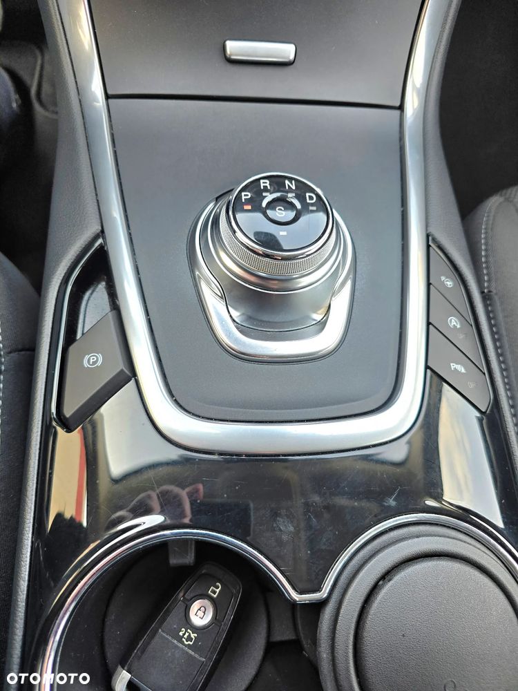 Ford S-Max 2.0 EcoBlue Titanium - 27