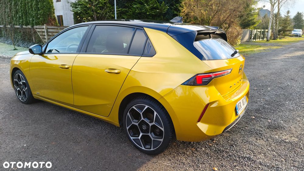 Opel Astra 1.2 T GS Line S&S - 24