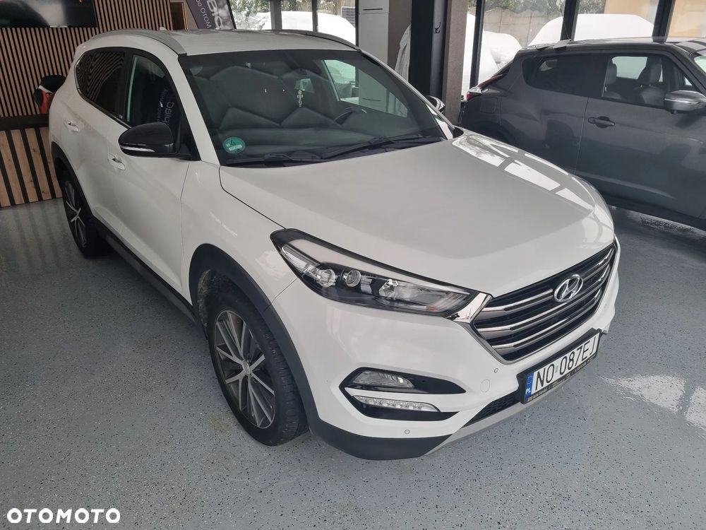 Hyundai Tucson 1.6 Turbo 2WD Passion - 11