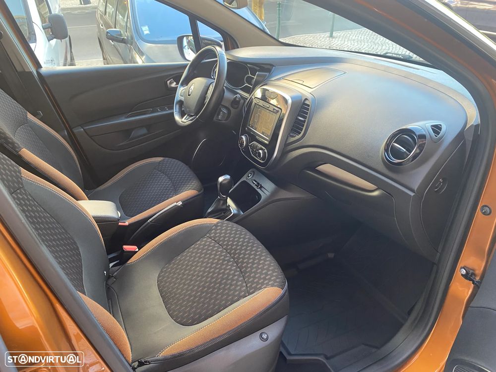 Renault Captur - 29