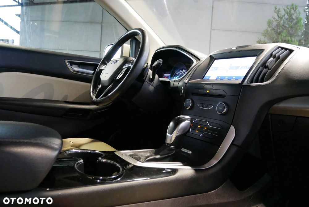 Ford Edge - 31