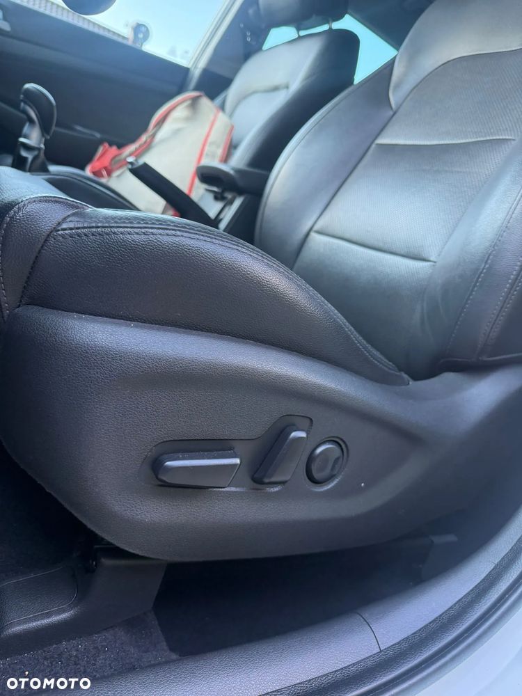 Hyundai Tucson 1.6 GDI BlueDrive Comfort 2WD - 14