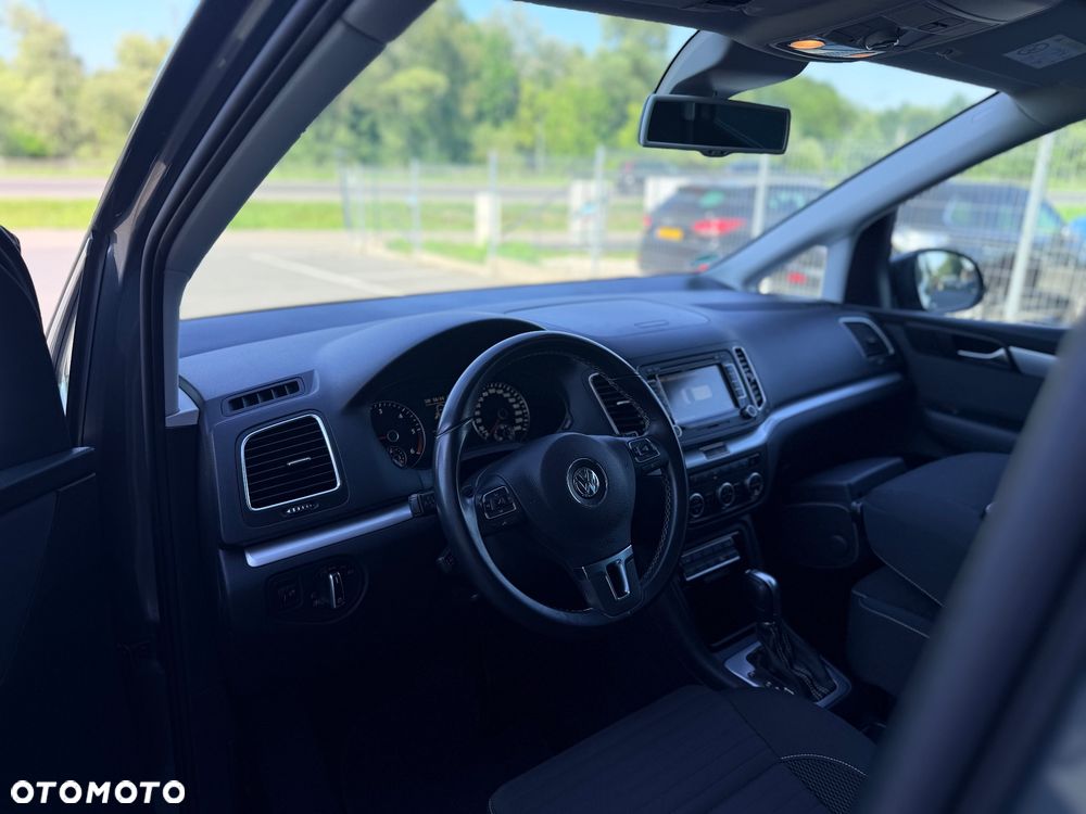 Volkswagen Sharan - 29