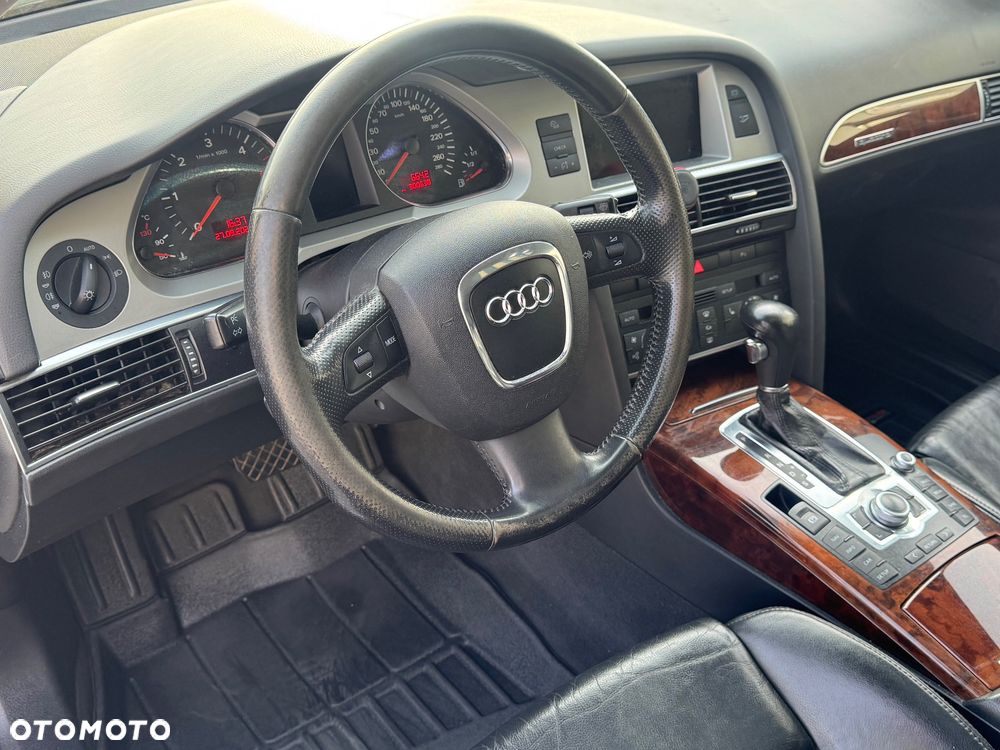 Audi A6 Allroad - 22
