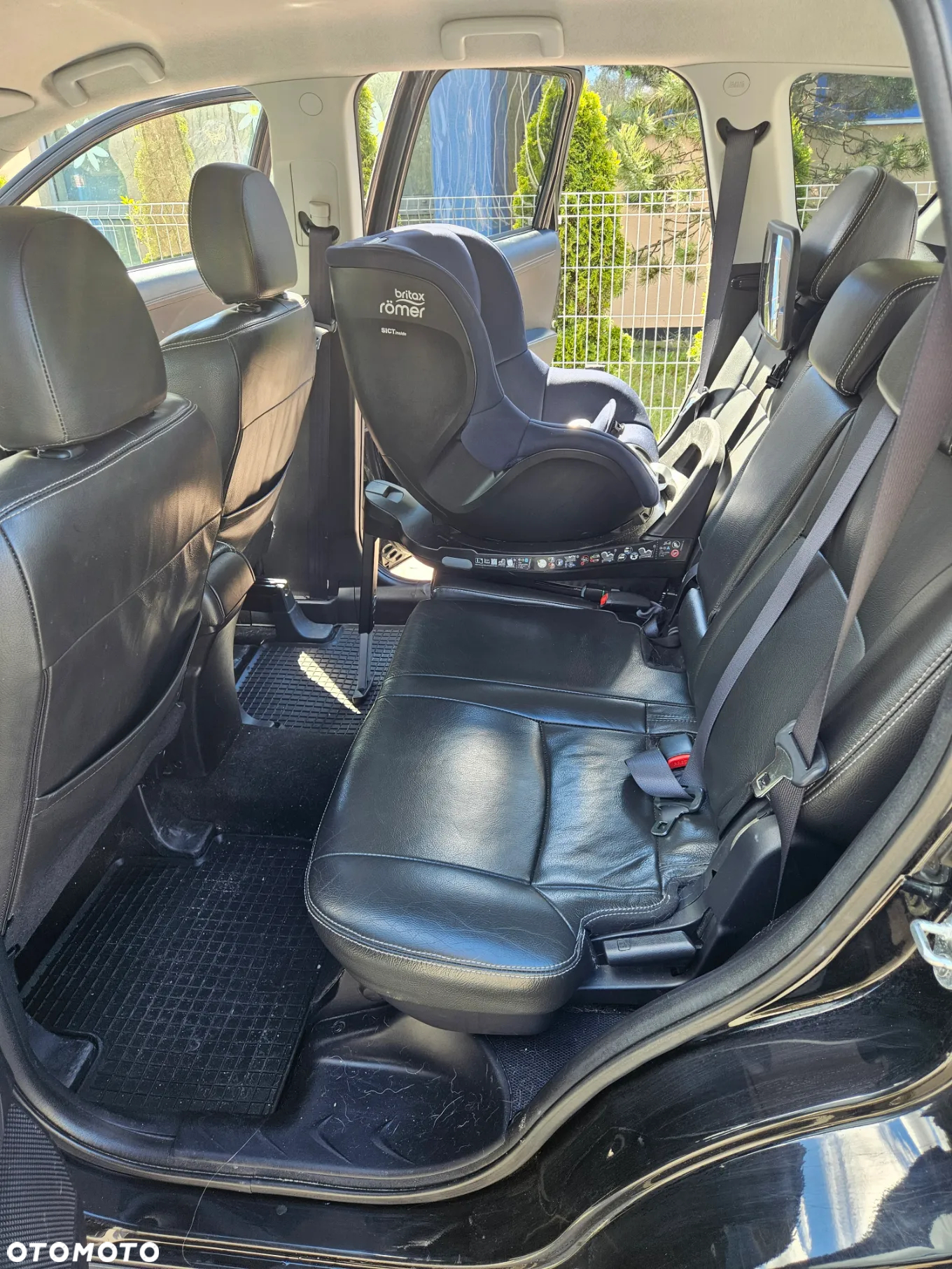 Mitsubishi Outlander 2.2 DID Intense EU5 - 24