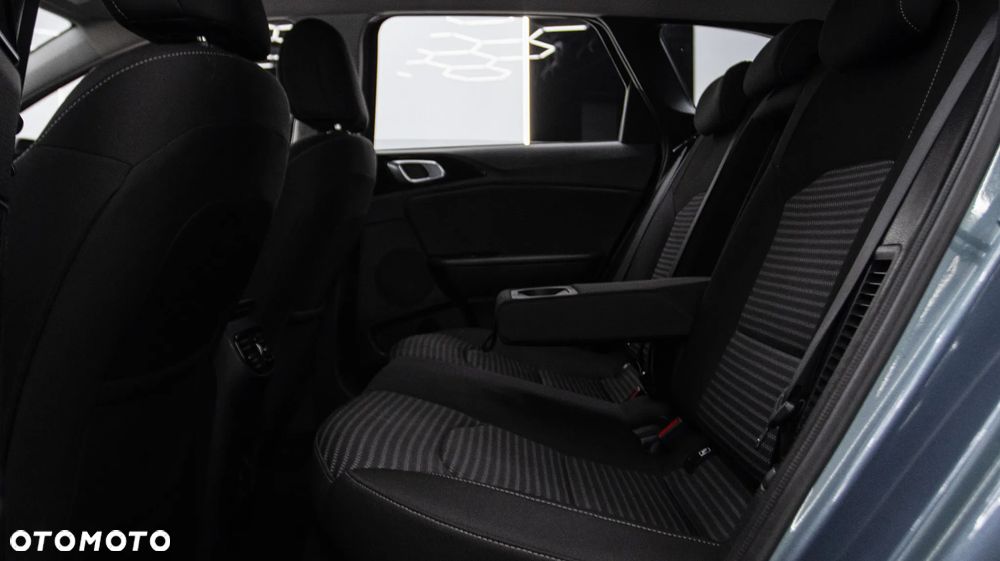 Kia Ceed 1.6 GDI PHEV XL DCT - 17