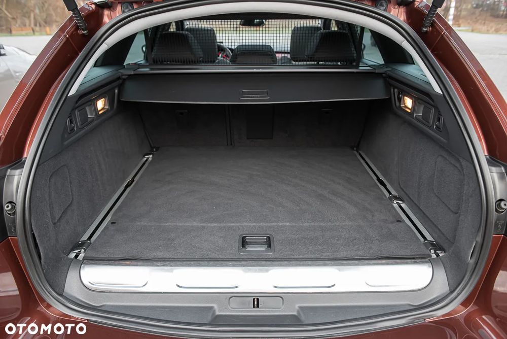 Peugeot 508 RXH 2.0 HDi HYbrid4 - 31