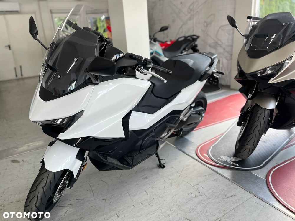 Honda NSS - 1