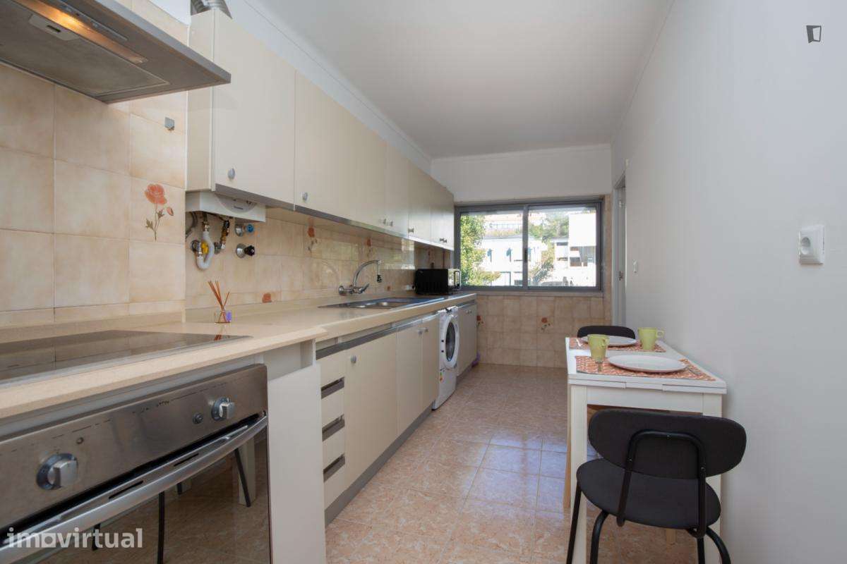 Quarto - localizado em Sete Rios Lisbon - Grande imagem: 5/10