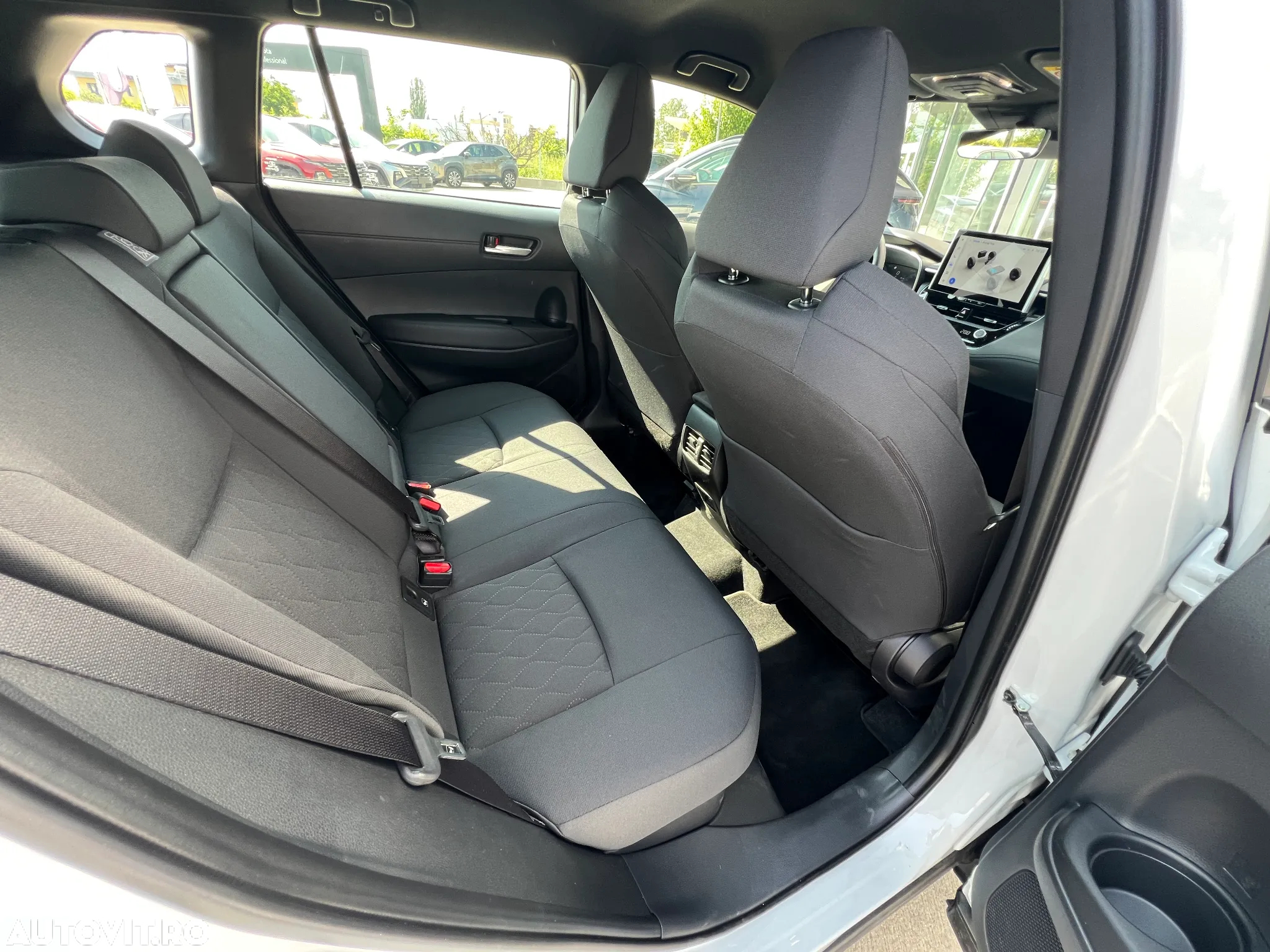 Toyota Corolla Cross 1.8I 2WD Active - 36