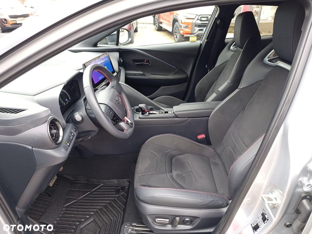 Toyota C-HR - 15