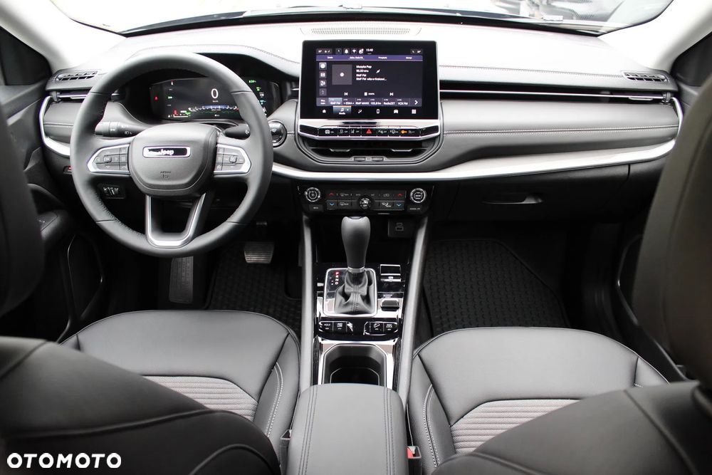 Jeep Compass - 9
