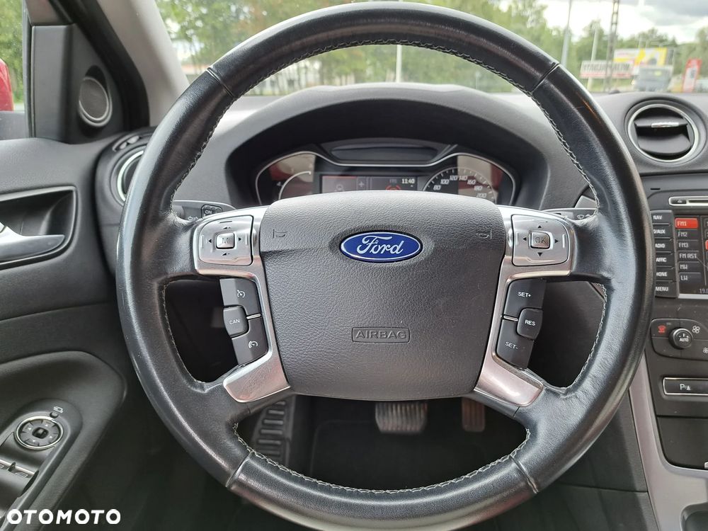 Ford Mondeo - 26