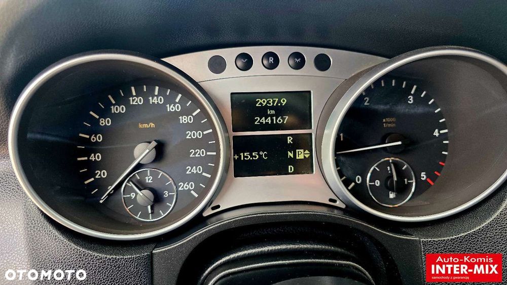 Mercedes-Benz ML - 29