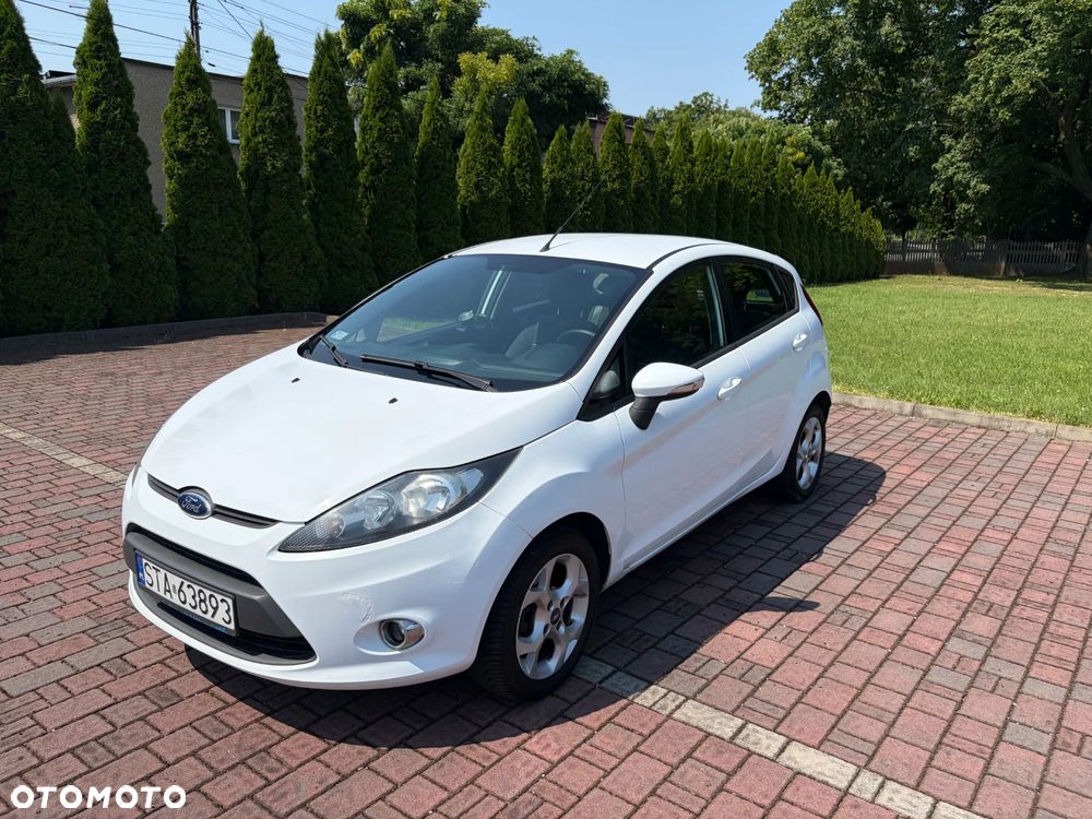 Ford Fiesta 1.25 Ambiente EU5 - 1