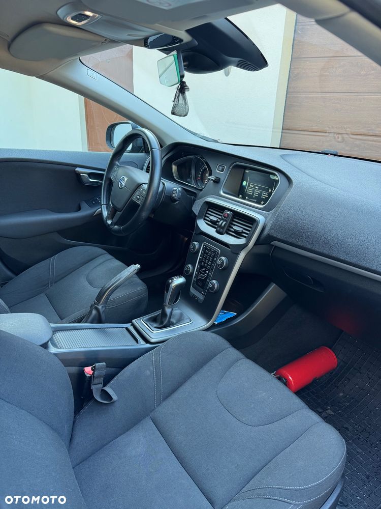 Volvo V40 D2 Drive-E Kinetic - 10