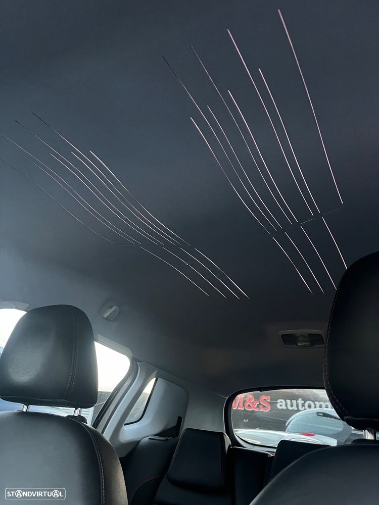 Peugeot 2008 1.2 PureTech GT Line - 16