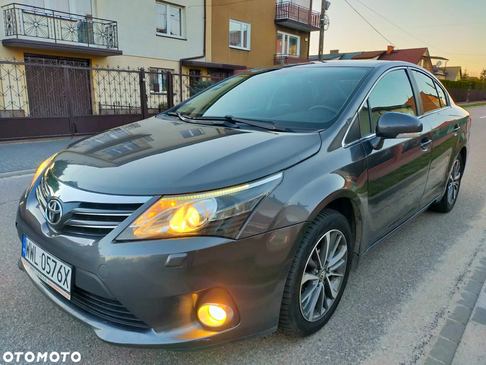 Toyota Avensis - 18