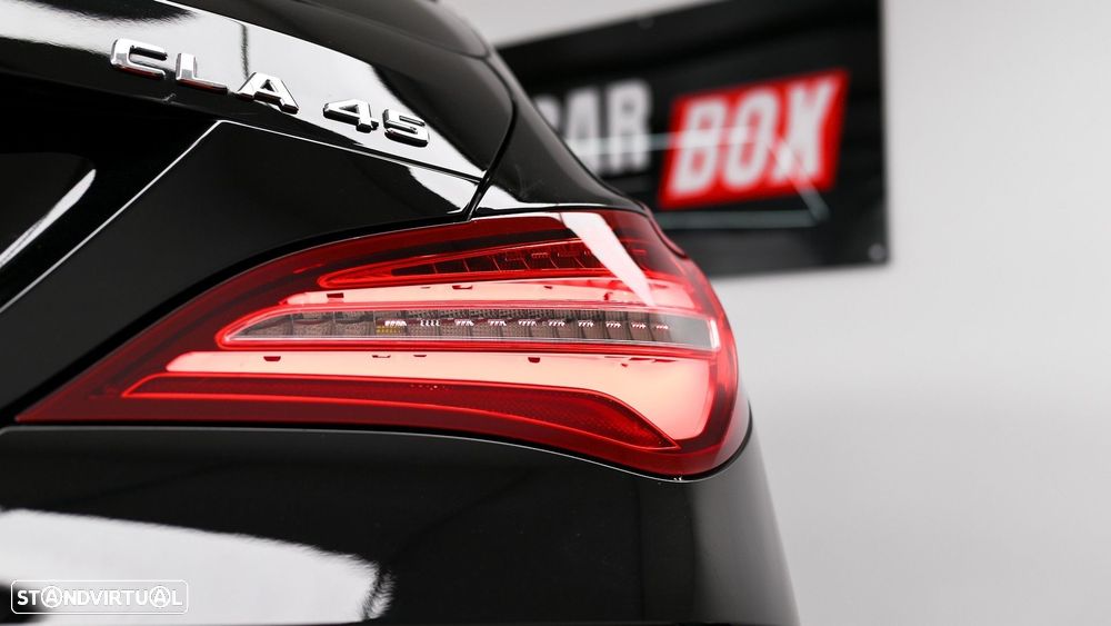 Mercedes-Benz CLA 45 AMG 4Matic Speedshift 7G-DCT Night Edition - 32