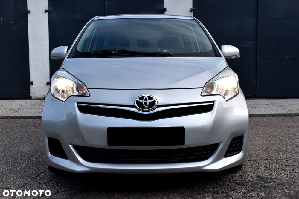 Toyota Verso S 1.33 VVT-i Start-Stop Life - 2