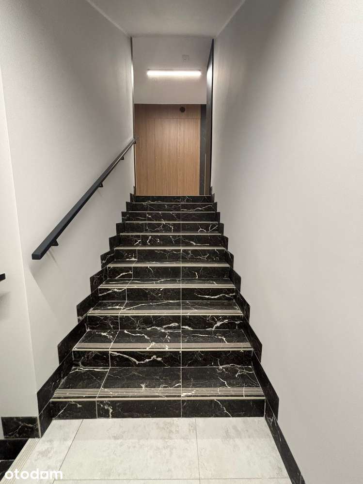 2-pokojowe mieszkanie 40m2 + balkon