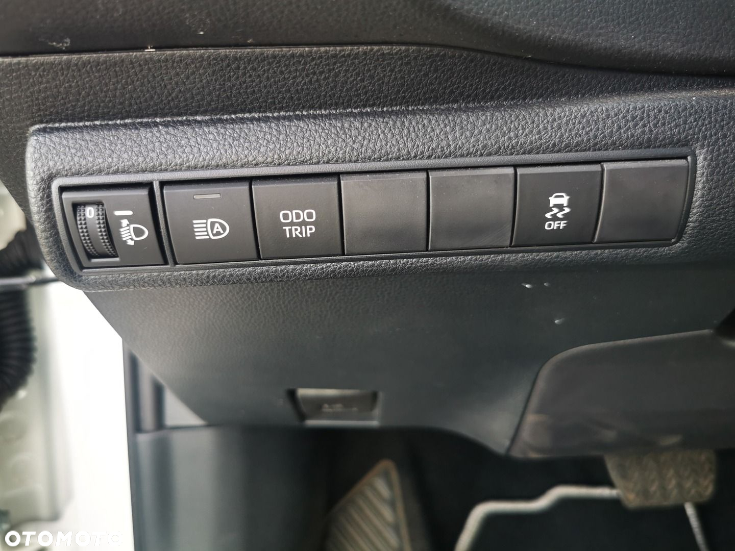 Toyota Corolla - 18