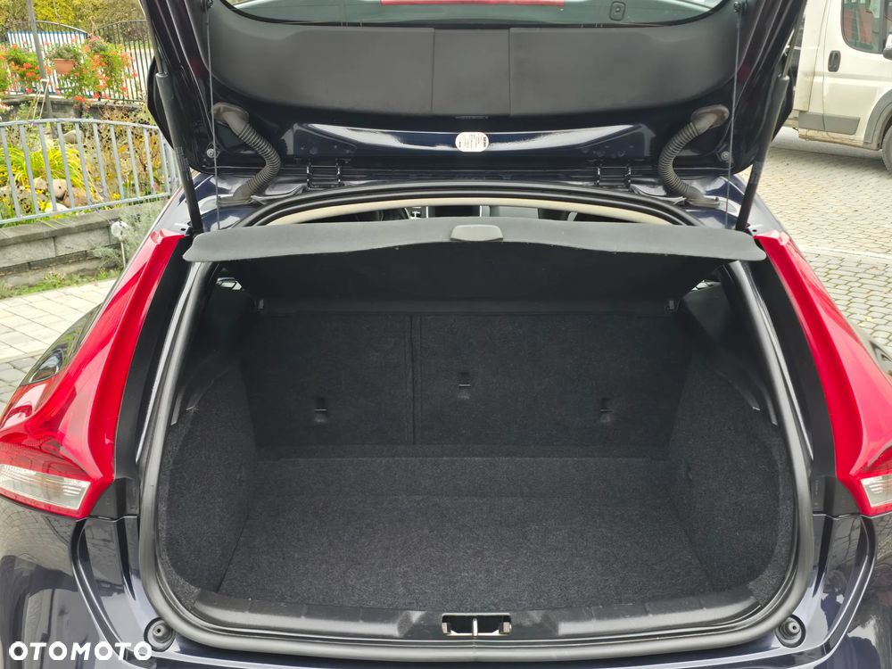 Volvo V40 D2 Summum - 18