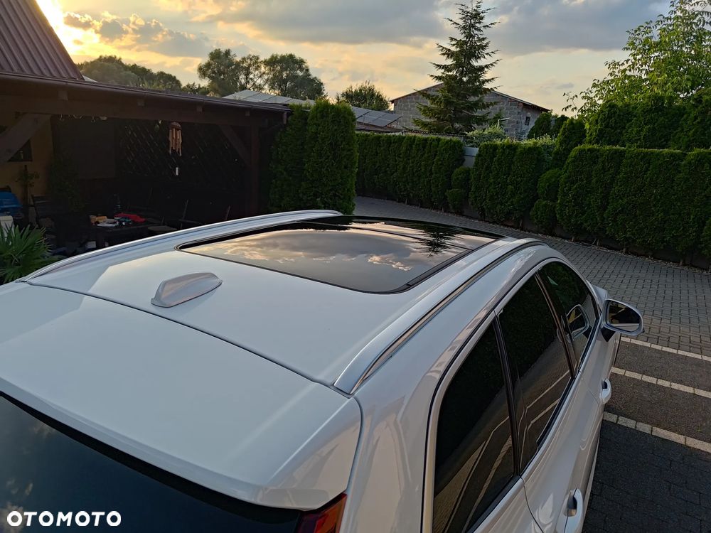 Volvo XC 60 T5 R-Design - 10