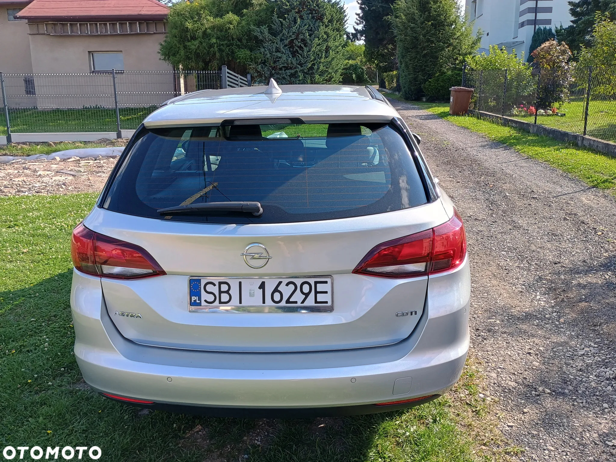 Opel Astra IV 1.6 CDTI Sport - 3