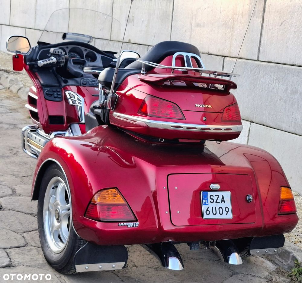 Honda GL - 16