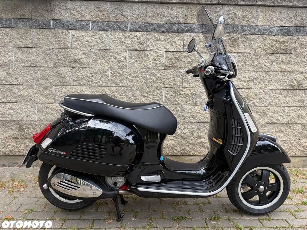 Vespa GTS - 14