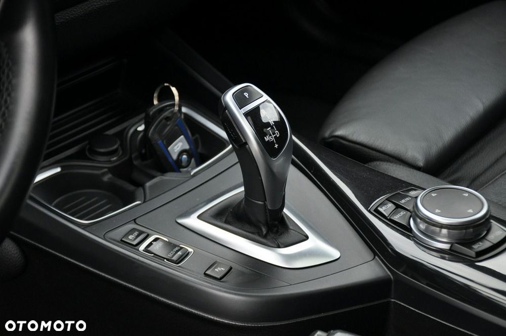 BMW Seria 1 - 35