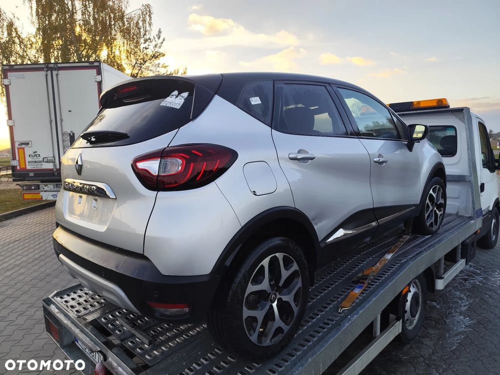 Renault Captur TCe 130 GPF BOSE EDITION - 5