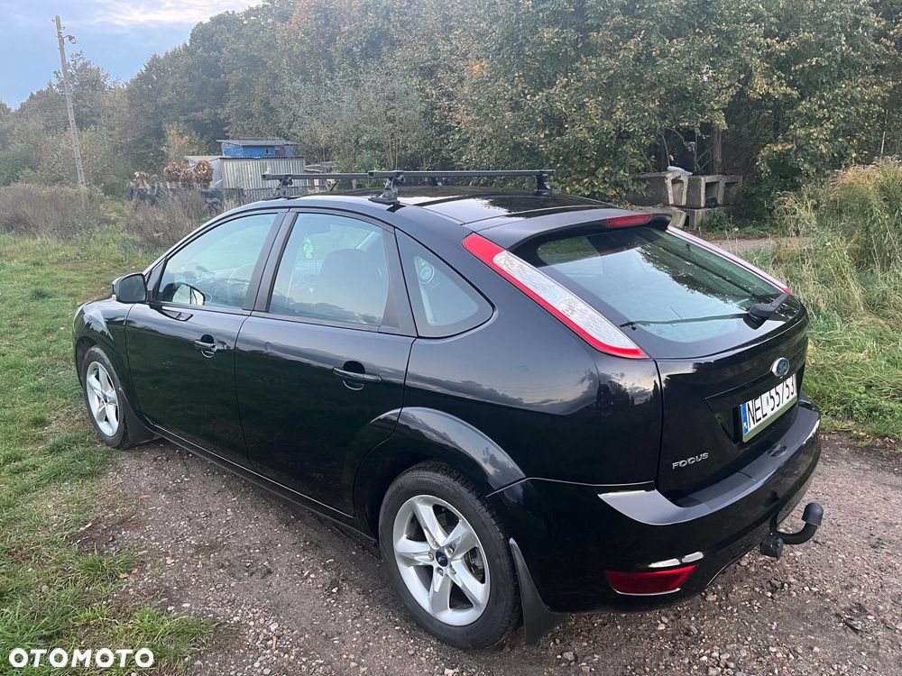 Ford Focus 2009 photo 3