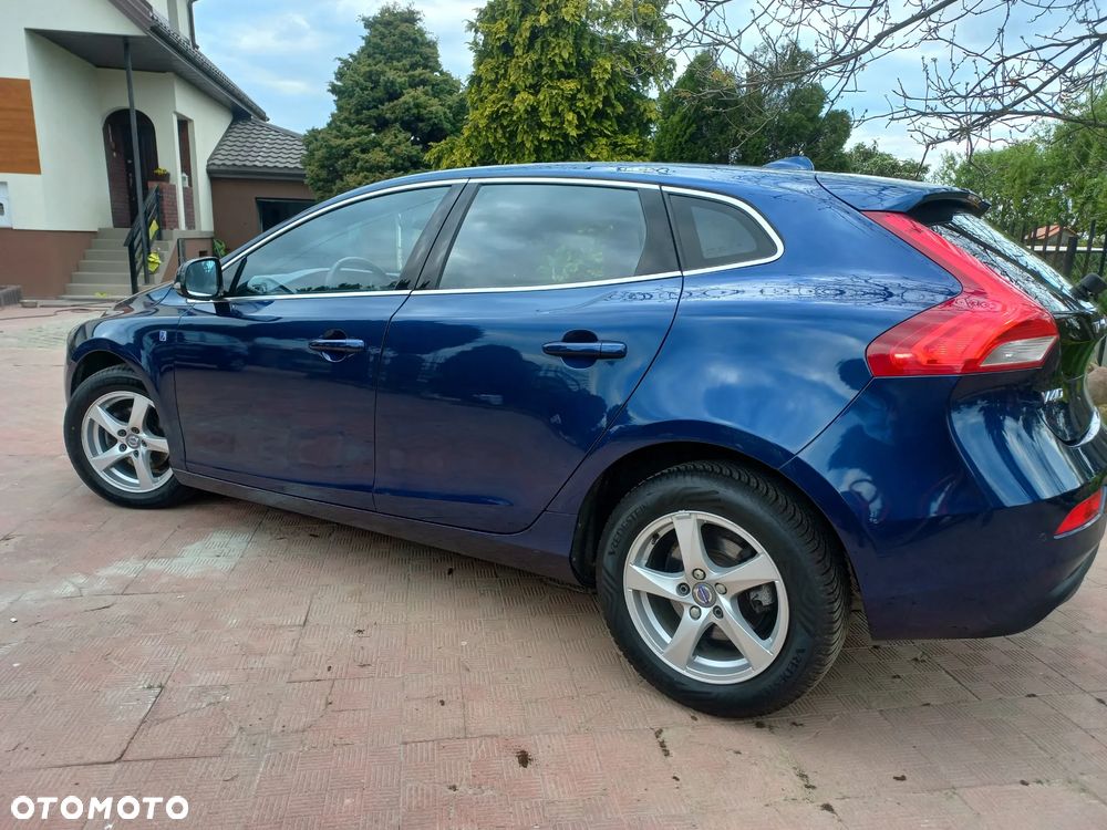 Volvo V40 - 17