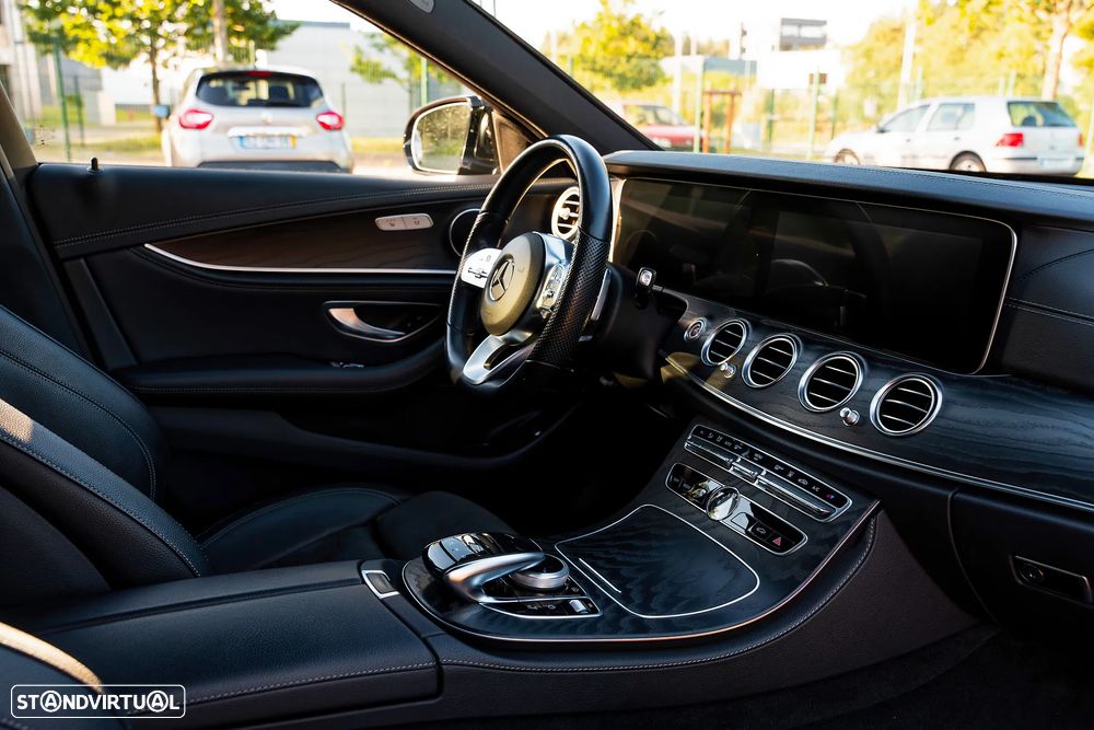 Mercedes-Benz E 300 de AMG Line - 4
