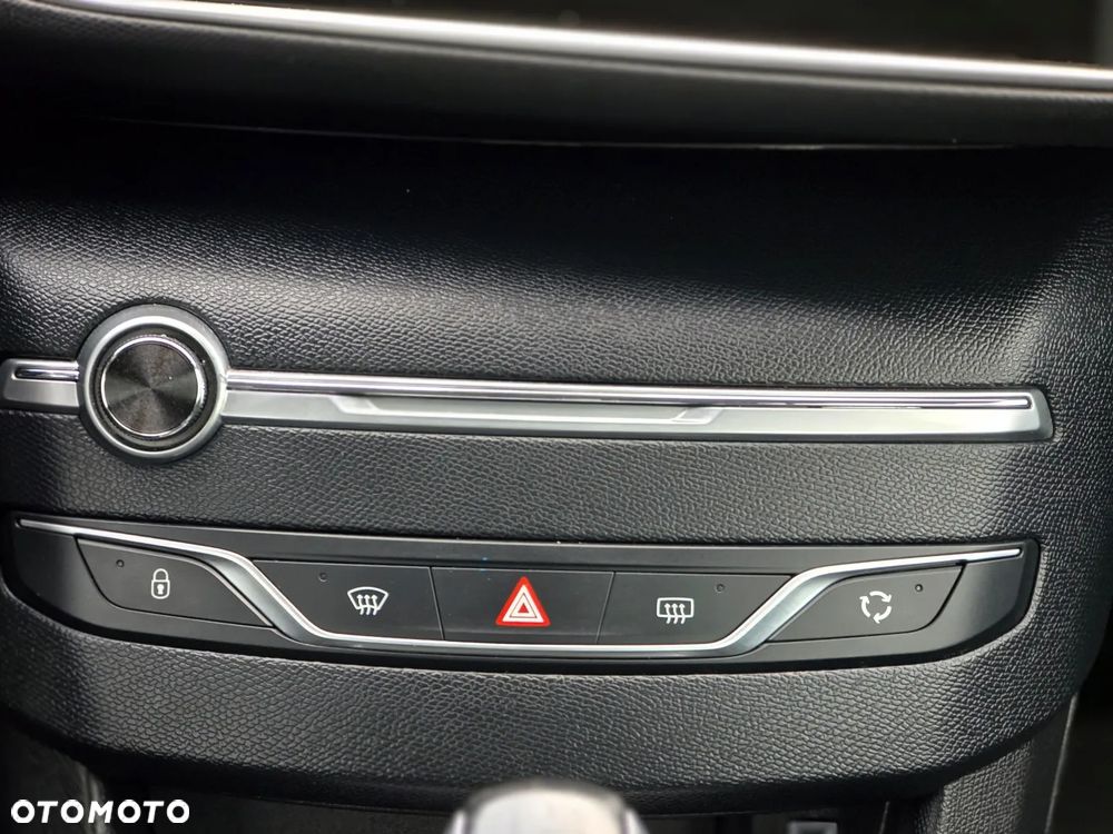 Peugeot 308 - 18