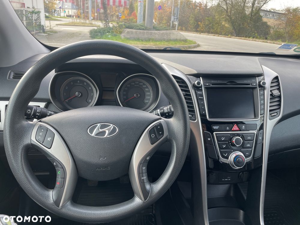 Hyundai i30 1.4 Classic - 8