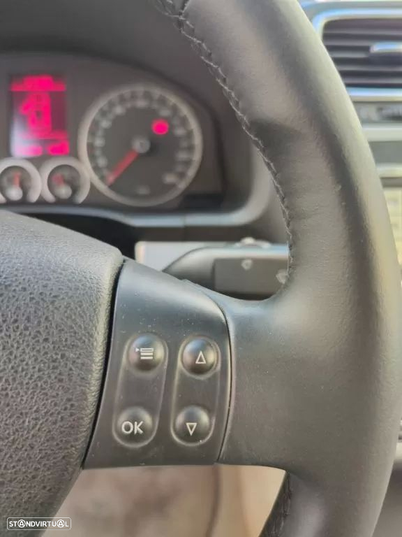VW EOS 1.6 FSi - 32