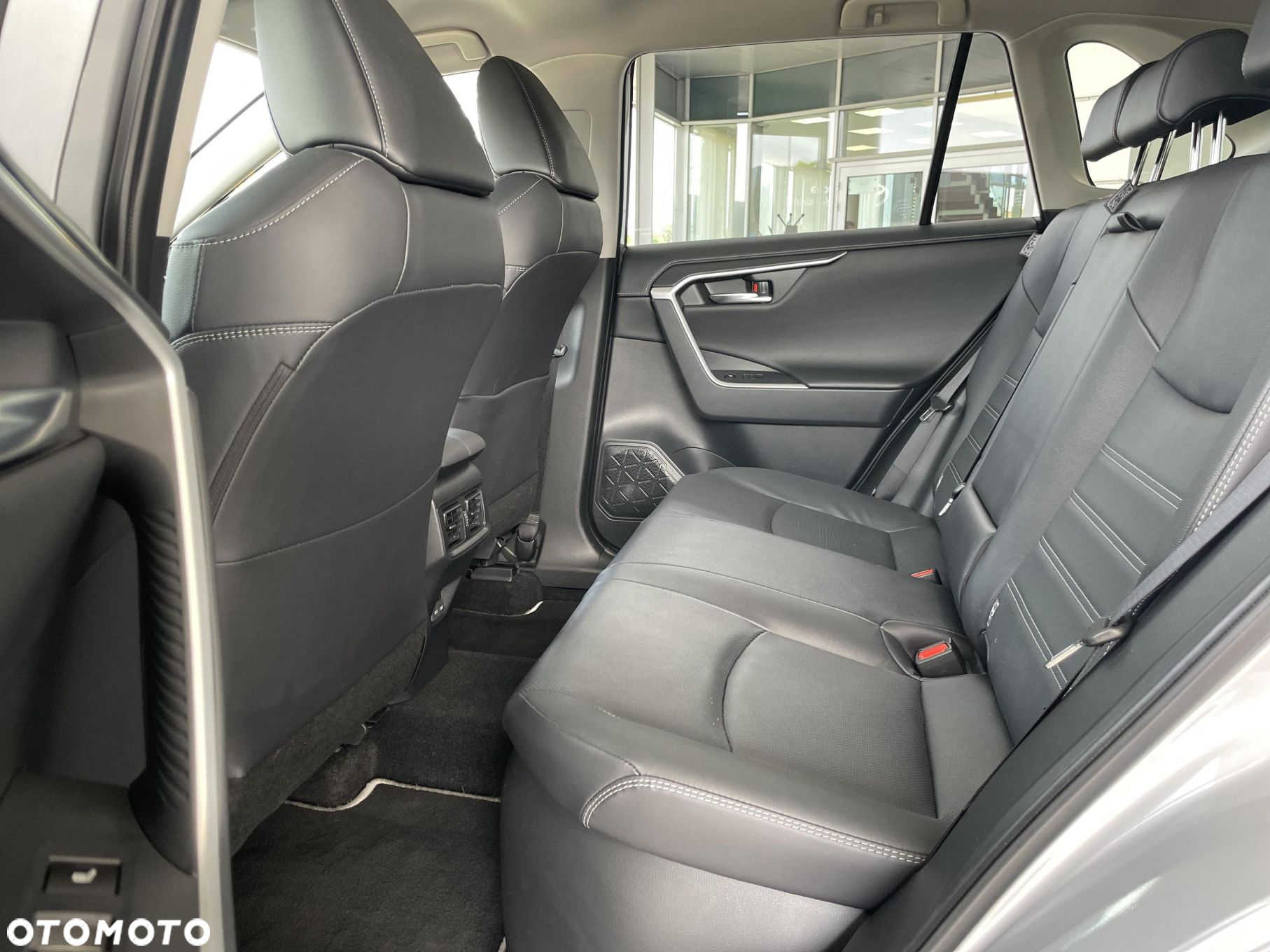 Toyota RAV4 2.5 Hybrid Executive 4x4 - 14