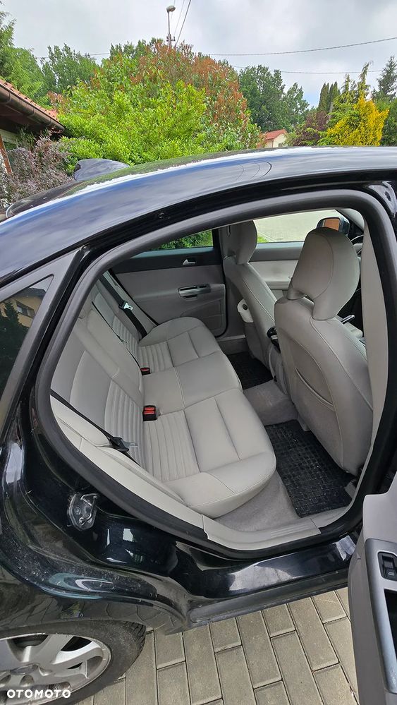 Volvo S40 1.8 Momentum - 12