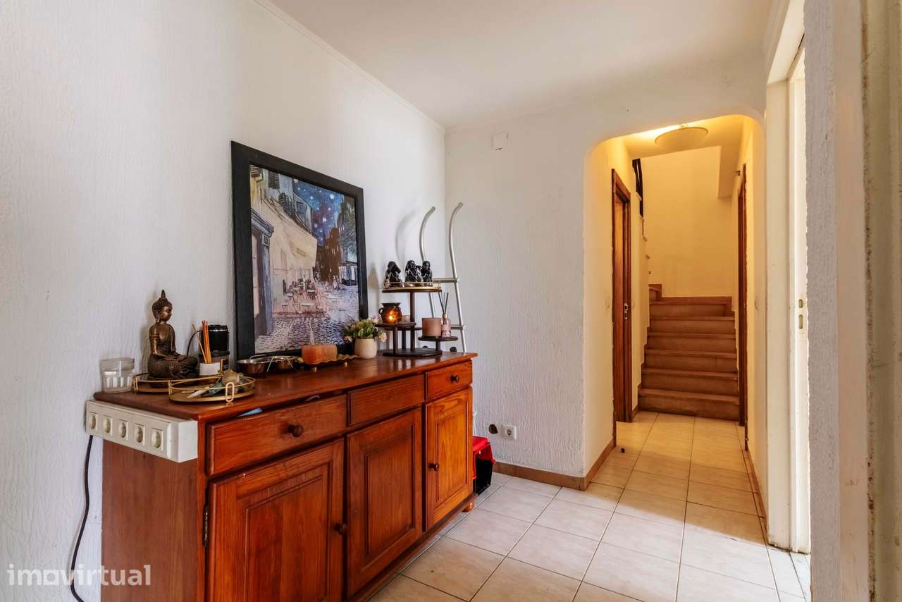 Apartamento T3 Duplex c/ Varanda e Terraço na Rinchoa, Rio de Mouro - Grande imagem: 5/46