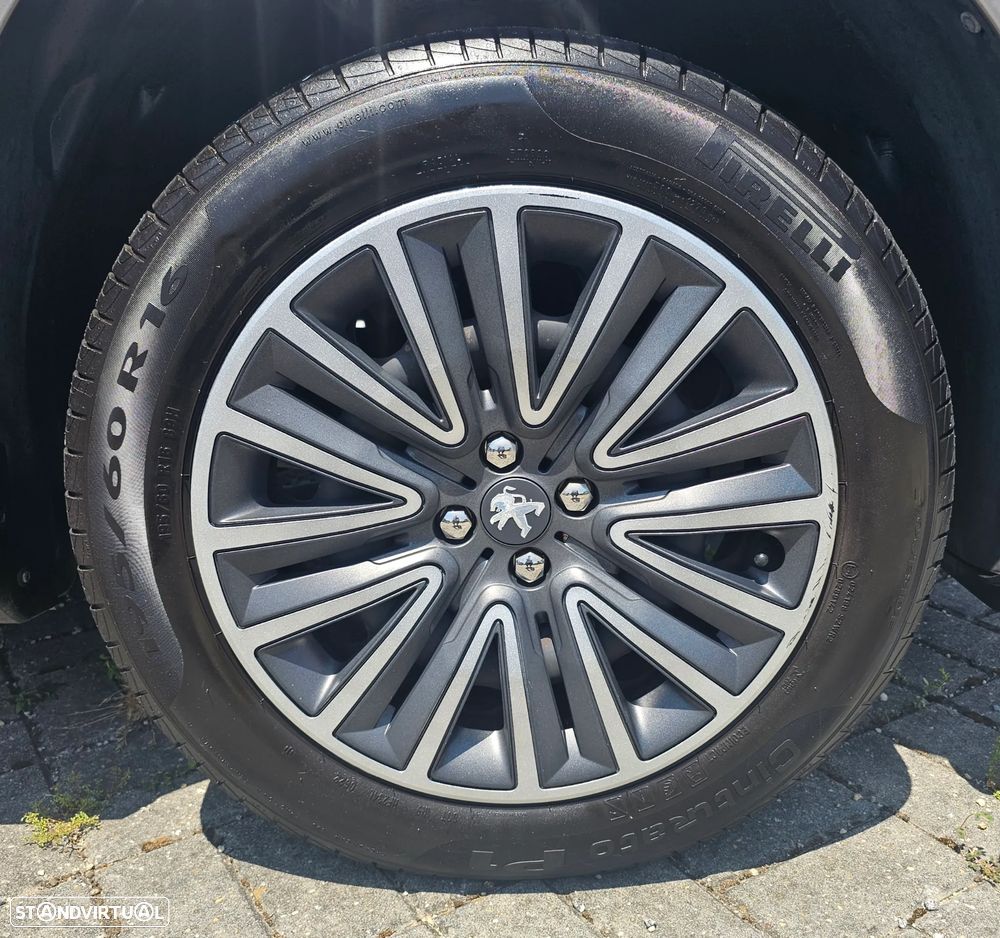 Peugeot 2008 PureTech 82 Active - 16