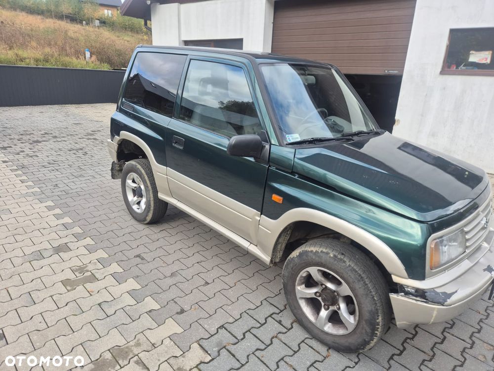 Suzuki Vitara 2004 photo 2